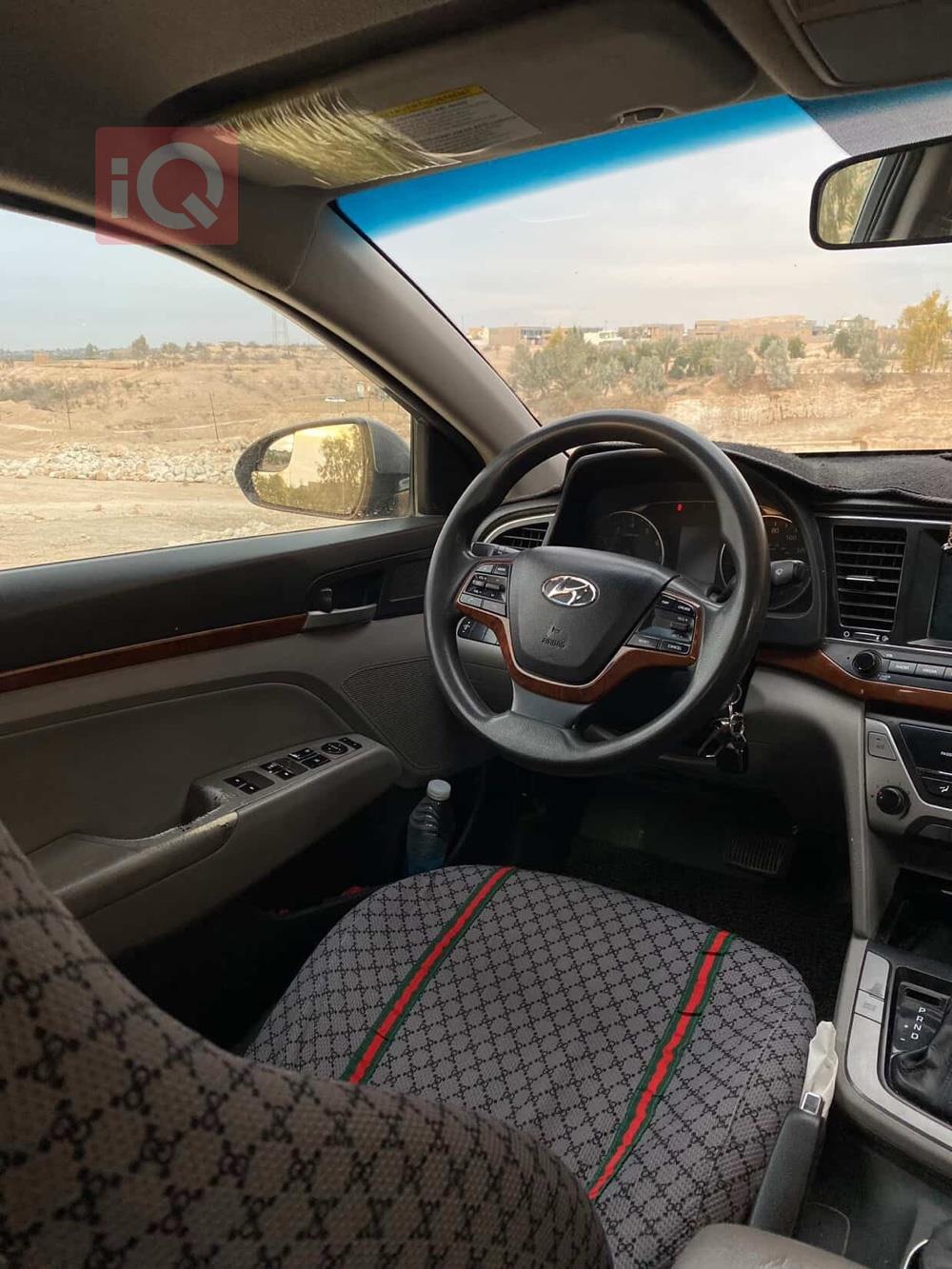 هیوندای ئەلەنترا